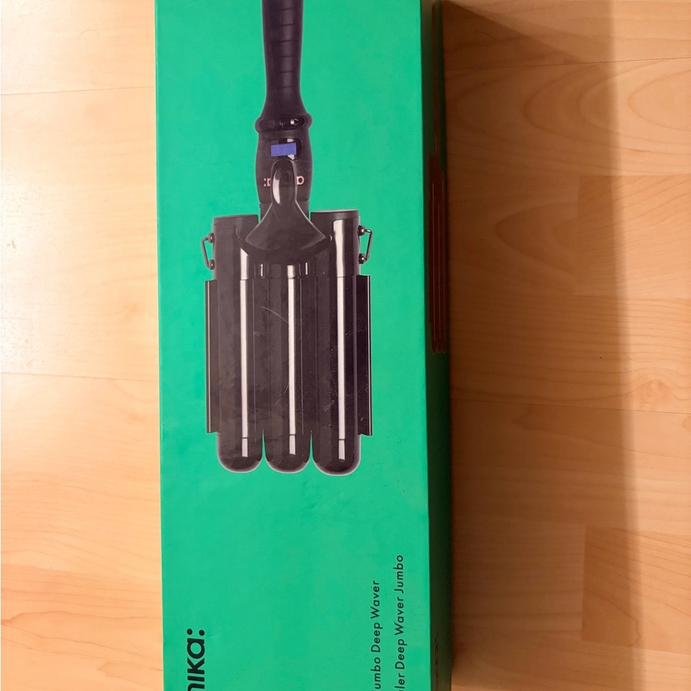 Mika Jumbo Deep Waver